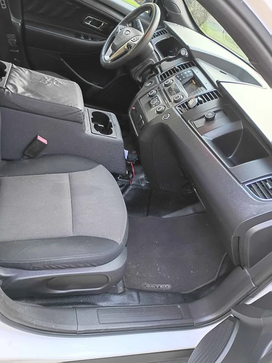 2013 Ford Taurus - Image 4 of 5