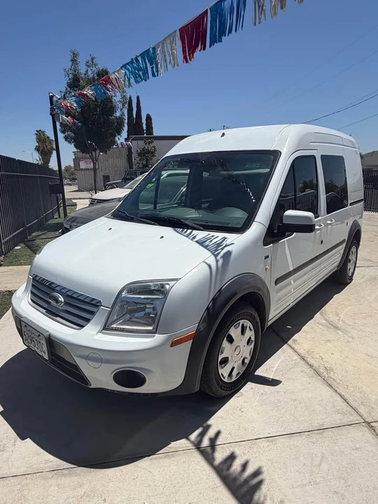 2013 Ford Transit Connect - Image 2 of 19
