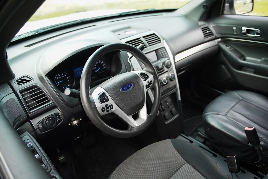 2013 Ford Explorer 5th Gen - Image 4 of 12
