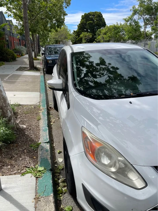 2013 Ford C-Max - Image 2 of 9