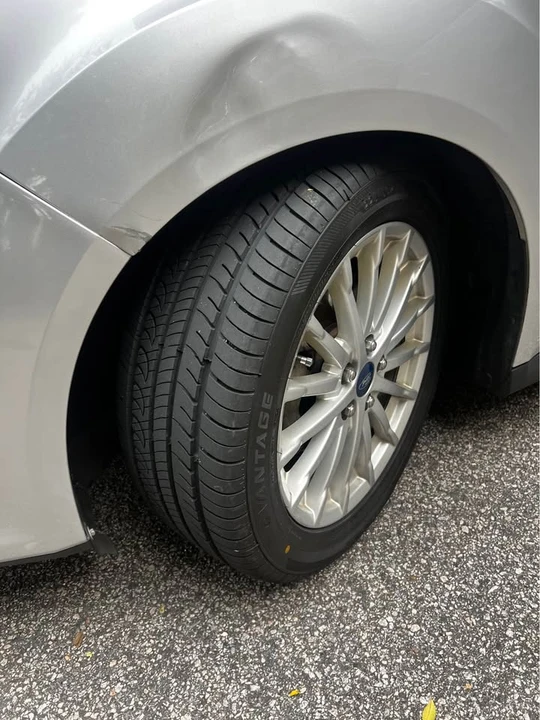 2013 Ford C-Max - Image 9 of 17