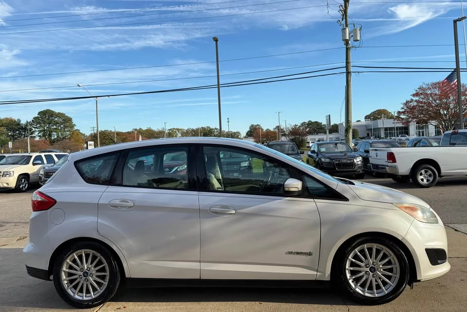 2013 Ford C-Max - Image 16 of 20