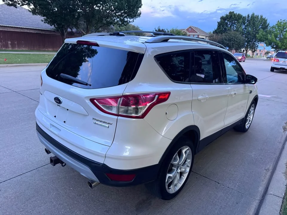 2013 Ford Escape - Image 2 of 16