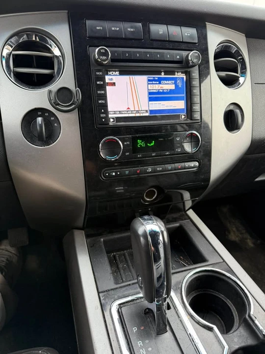 2013 Ford Expedition 3rd Gen - Image 5 of 9