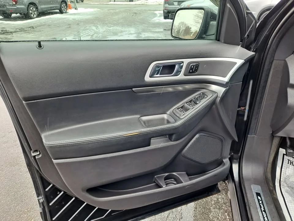 2013 Ford Explorer 5th Gen - Image 9 of 10