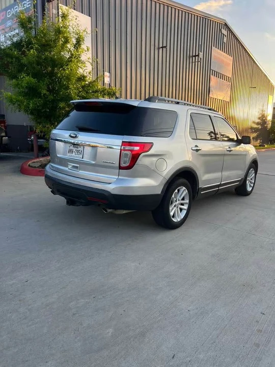 2013 Ford Explorer 5th Gen - Image 3 of 18
