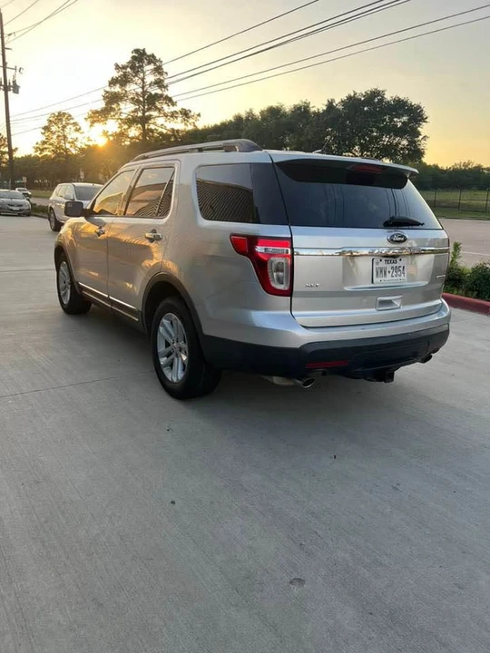 2013 Ford Explorer 5th Gen - Image 2 of 18