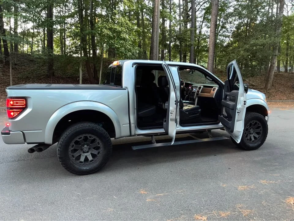 2013 Ford F-150 Raptor 12th Gen - Image 15 of 17
