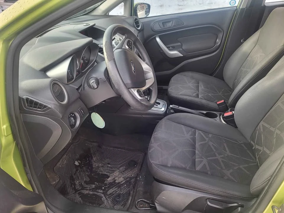 2013 Ford Fiesta - Image 6 of 13