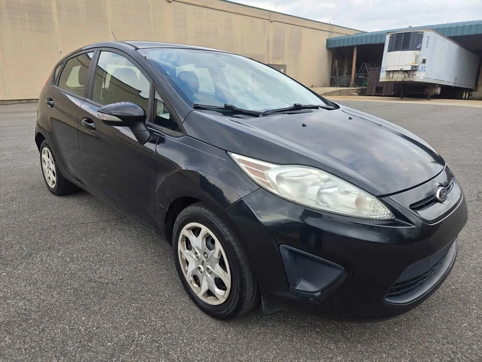 2013 Ford Fiesta - Image 9 of 20