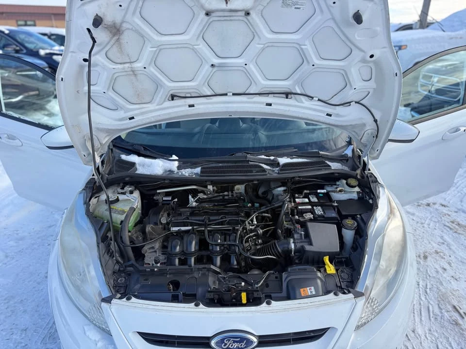 2013 Ford Fiesta - Image 16 of 19