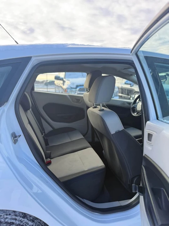 2013 Ford Fiesta - Image 10 of 19