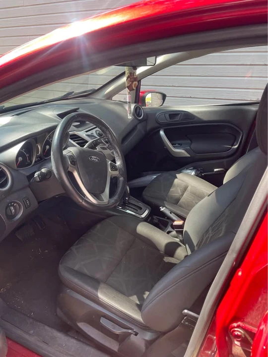 2013 Ford Fiesta - Image 4 of 7