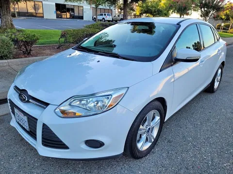 2013 Ford Focus SE Sedan