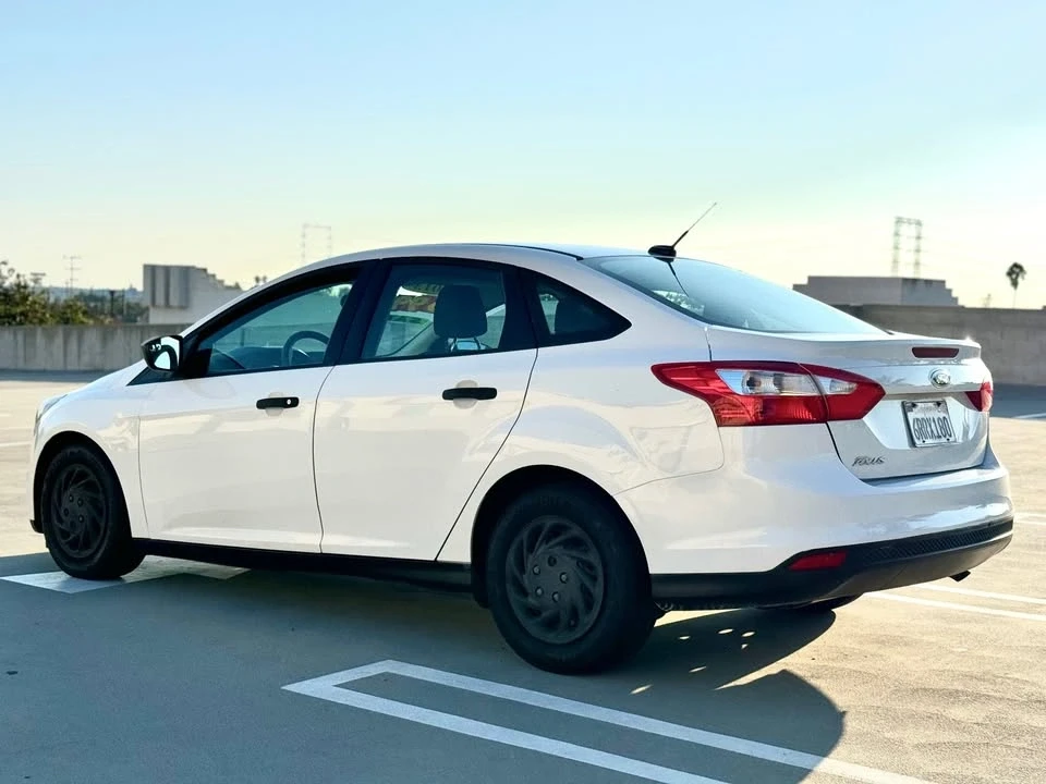 2013 Ford Focus 3rd Gen - Image 9 of 20