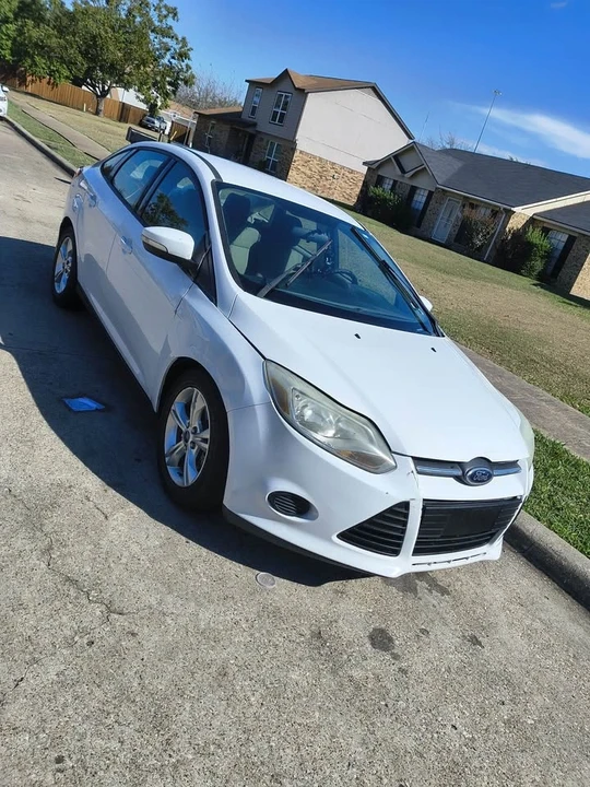 2013 Ford Focus 3rd Gen - Image 2 of 8