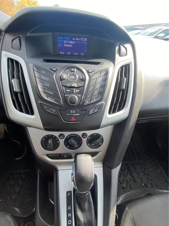 2013 Ford Focus 3rd Gen - Image 17 of 19