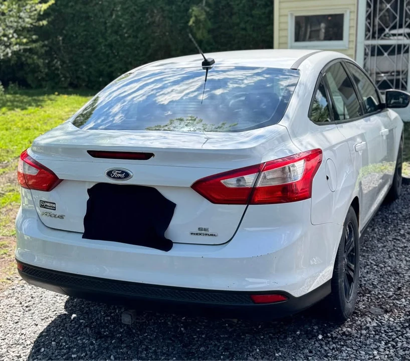2013 Ford Focus 3rd Gen - Image 2 of 11