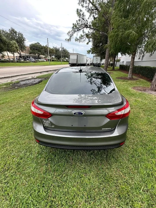 2013 Ford Focus 3rd Gen - Image 15 of 16