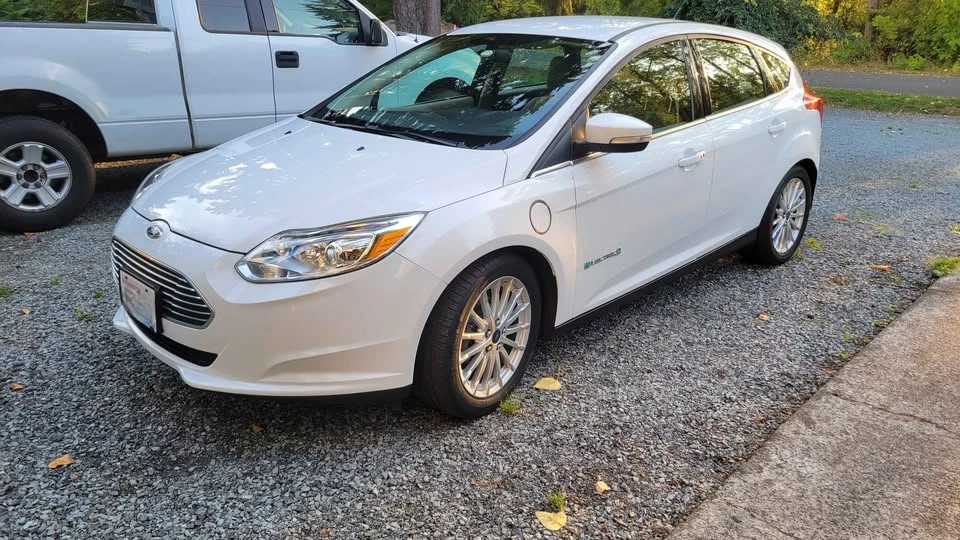 2013 Ford Focus 3rd Gen - Image 2 of 10