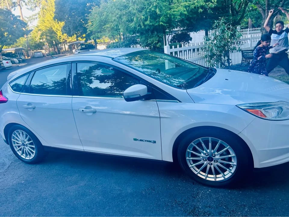 2013 Ford Focus 3rd Gen - Image 3 of 8
