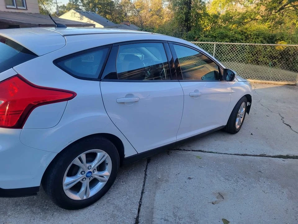 2013 Ford Focus 3rd Gen - Image 2 of 3
