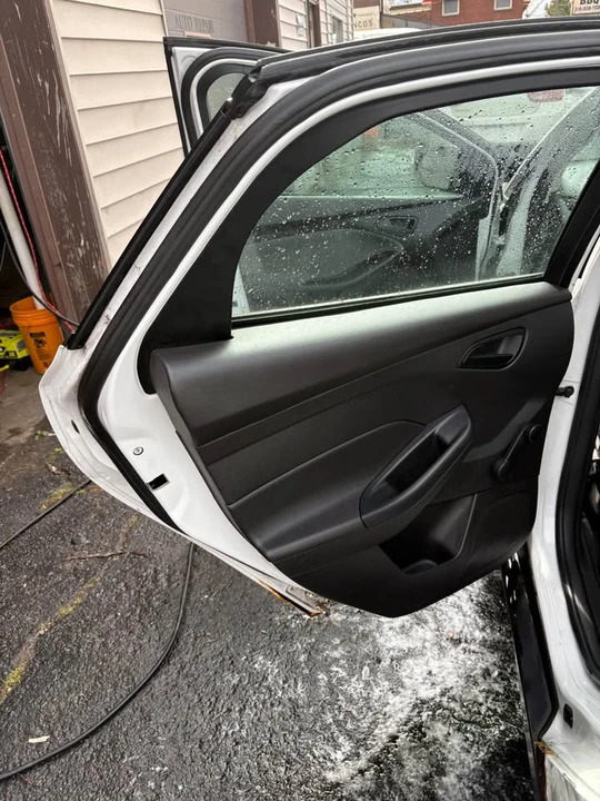 2013 Ford Focus 3rd Gen - Image 8 of 11