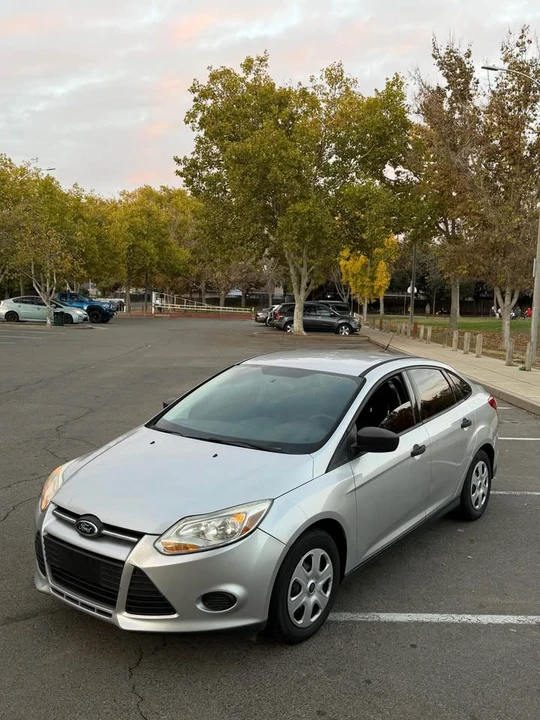 2013 Ford Focus 3rd Gen - Image 3 of 13