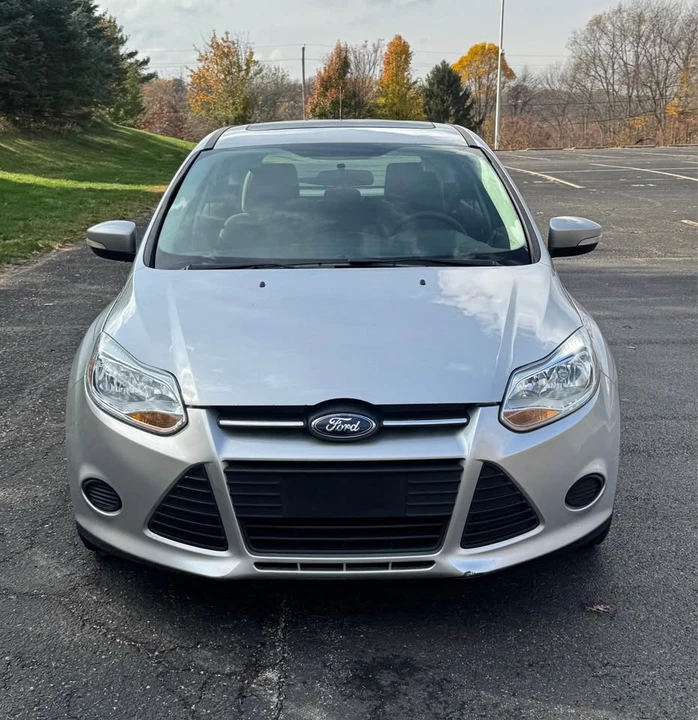 2013 Ford Focus 3rd Gen - Image 2 of 10