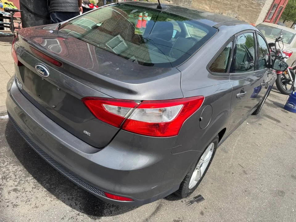 2013 Ford Focus 3rd Gen - Image 2 of 8