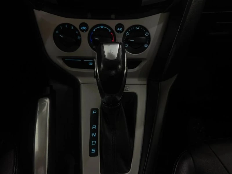 2013 Ford Focus 3rd Gen - Image 9 of 16