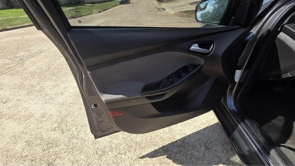2013 Ford Focus 3rd Gen - Image 4 of 10