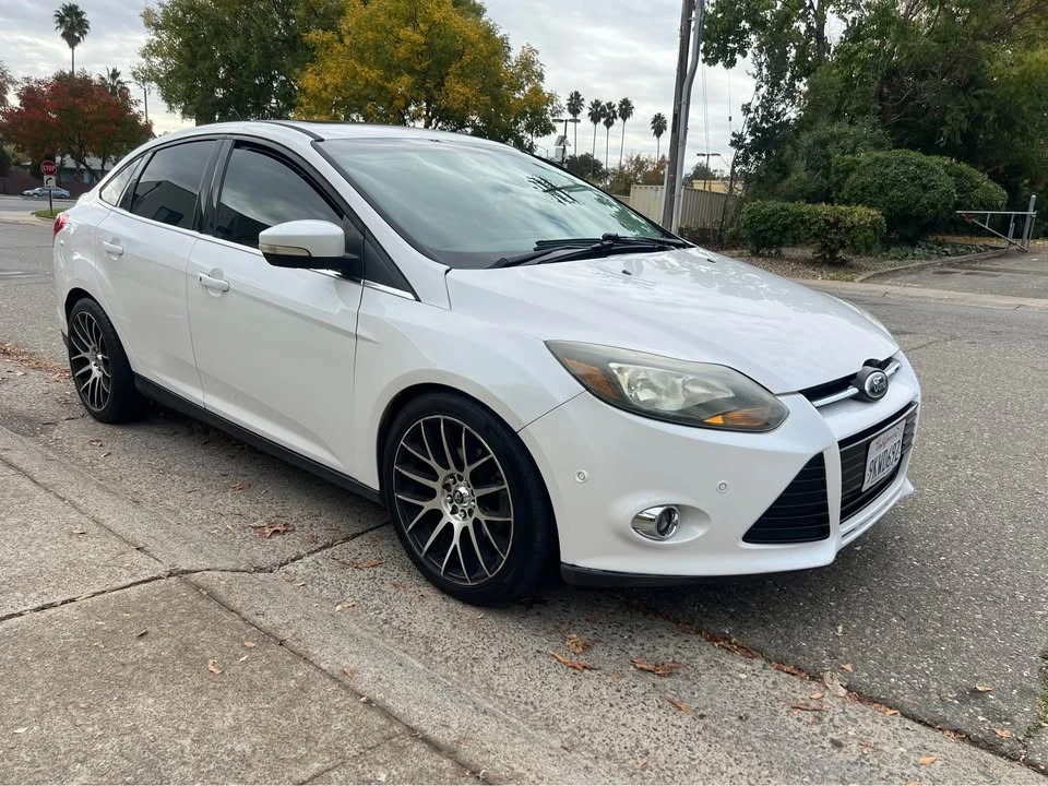 2013 Ford Focus 3rd Gen - Image 2 of 7