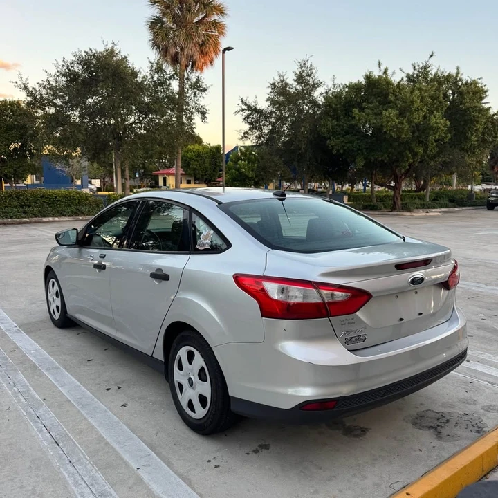 2013 Ford Focus 3rd Gen - Image 5 of 9