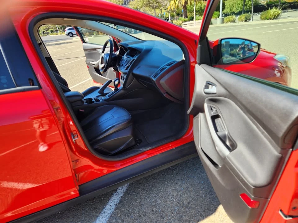 2013 Ford Focus 3rd Gen - Image 2 of 13