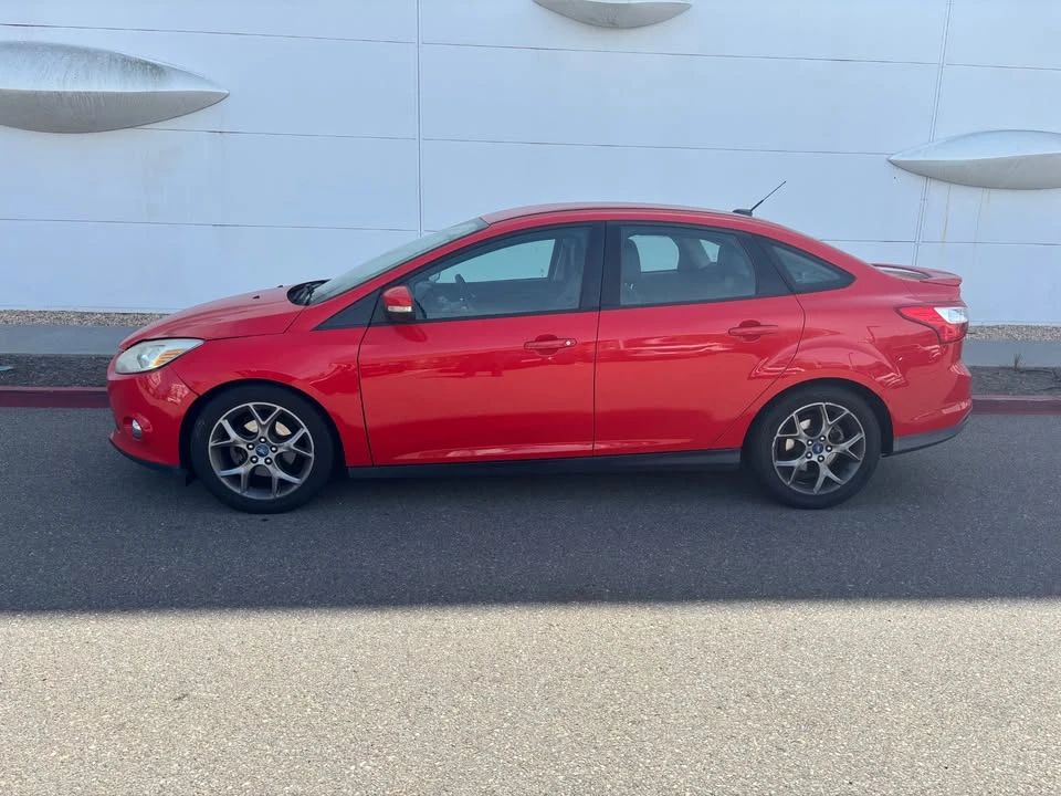 2013 Ford Focus 3rd Gen - Image 2 of 12