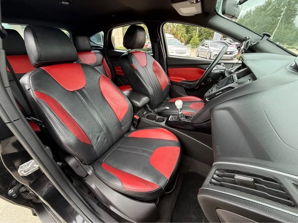 2013 Ford Focus ST 3rd Gen - Image 5 of 19