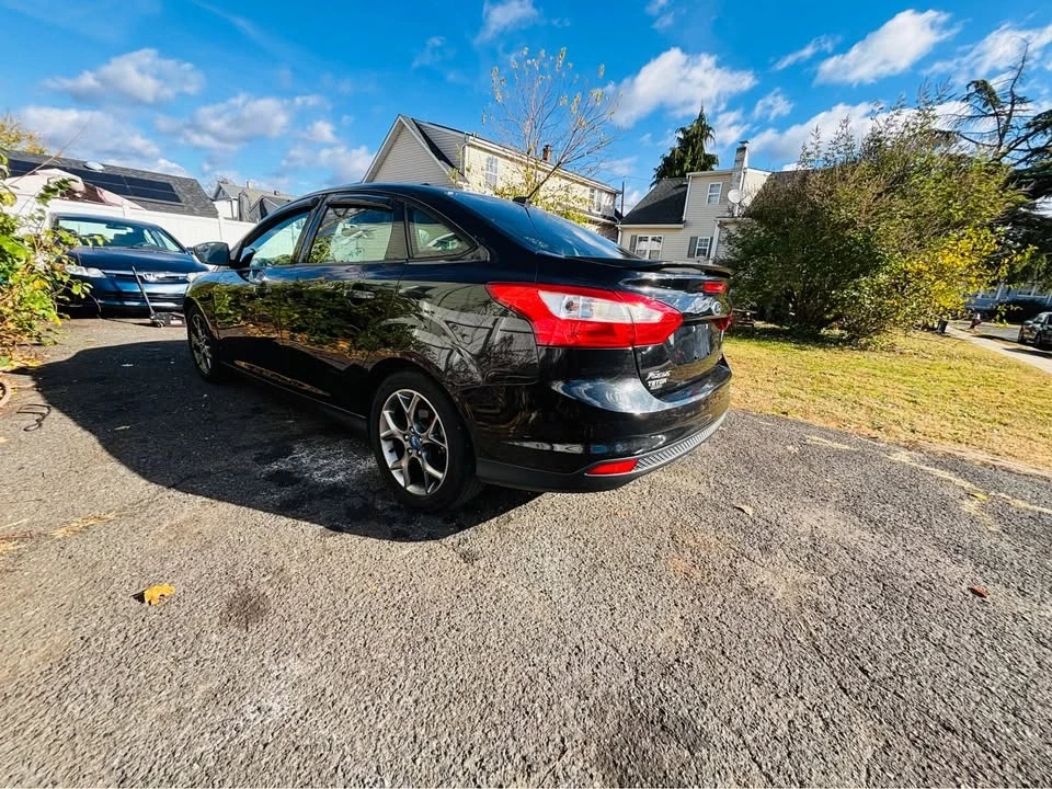 2013 Ford Focus 3rd Gen - Image 2 of 8