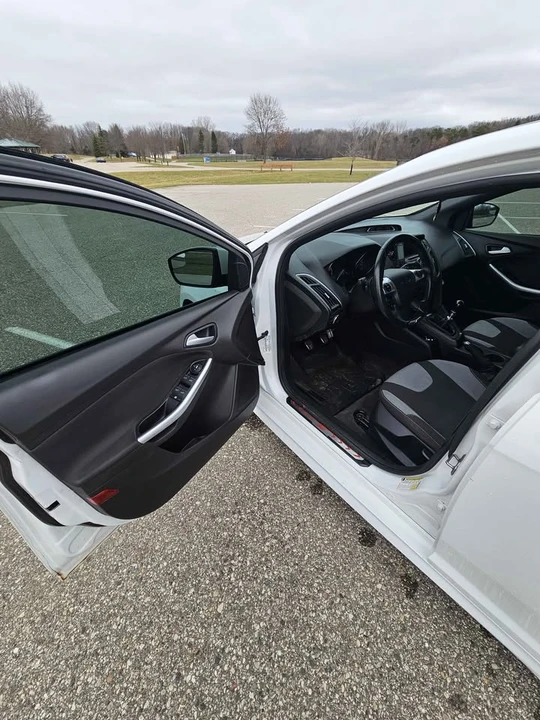 2013 Ford Focus ST 3rd Gen - Image 5 of 16