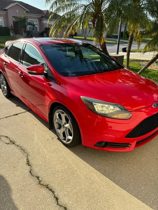 2013 Ford Focus 3rd Gen - Image 2 of 10