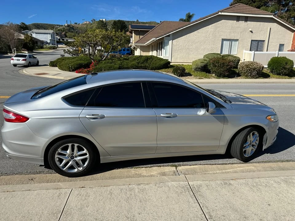 2013 Ford Fusion 2nd Gen - Image 3 of 9