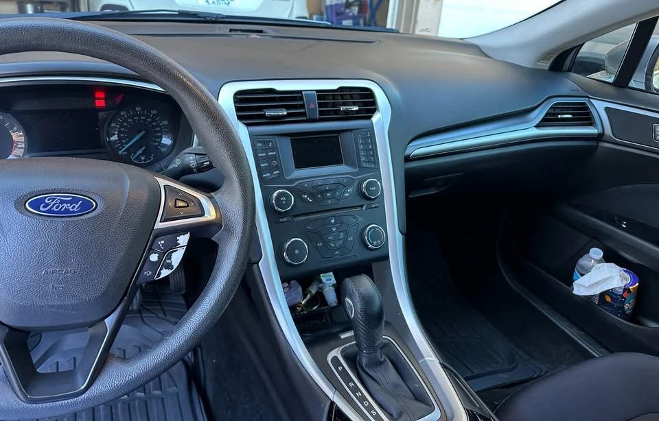 2013 Ford Fusion 2nd Gen - Image 6 of 9