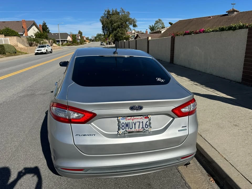 2013 Ford Fusion 2nd Gen - Image 5 of 9