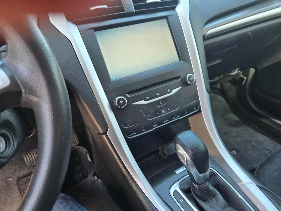 2013 Ford Fusion 2nd Gen - Image 8 of 9