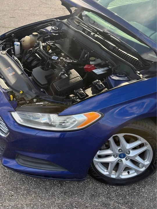 2013 Ford Fusion 2nd Gen - Image 9 of 16