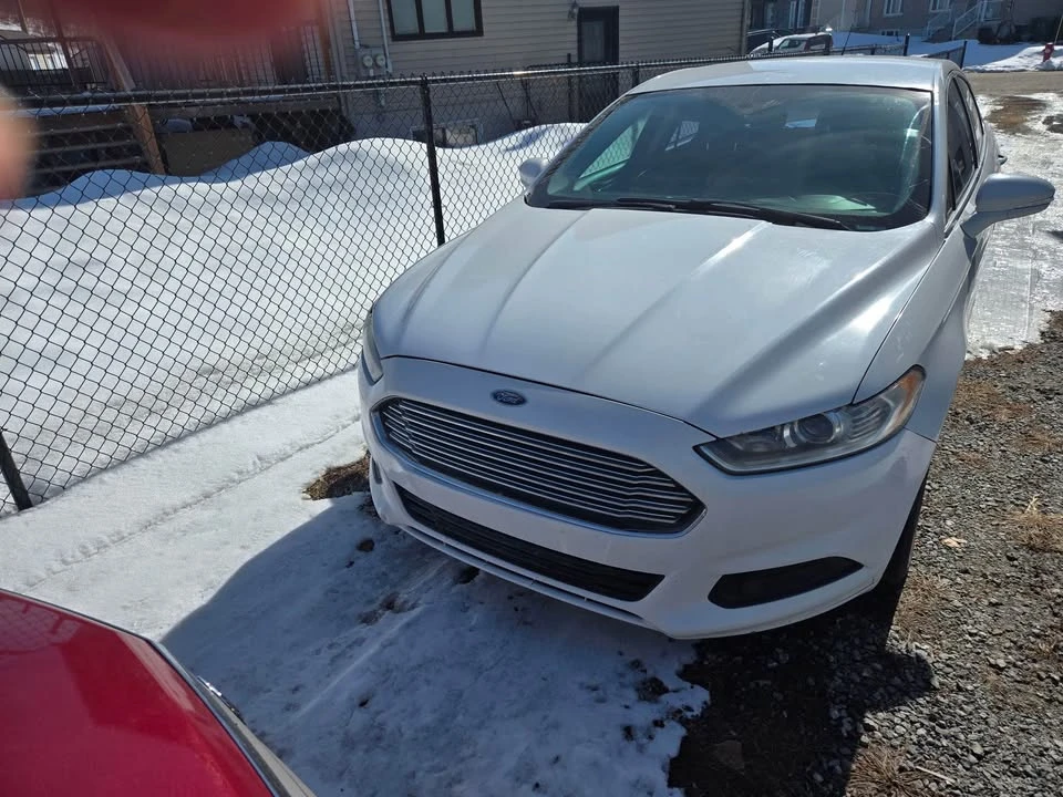 2013 Ford Fusion 2nd Gen - Image 3 of 9