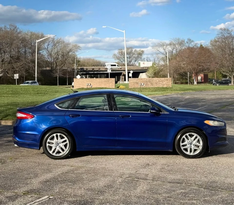 2013 Ford Fusion 2nd Gen - Image 6 of 16