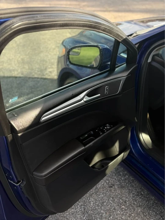 2013 Ford Fusion 2nd Gen - Image 15 of 16