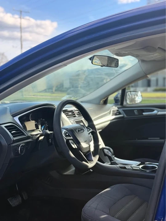 2013 Ford Fusion 2nd Gen - Image 12 of 16
