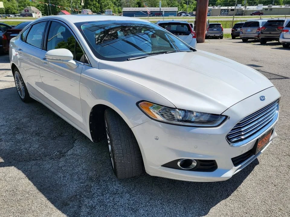 2013 Ford Fusion 2nd Gen - Image 3 of 17